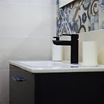 La Jacaranda 4*