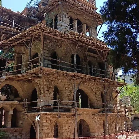 La Jacaranda 3* تاورمينا